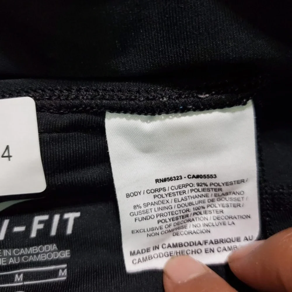 Nike Women Activewear Pants Medium Black Capri Running Dri-Fit Swoosh 16